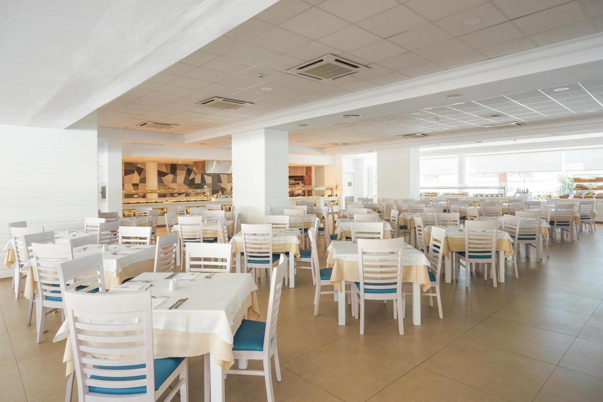 Marsenses Paradise Club Aparthotel Cala 'n Bosch